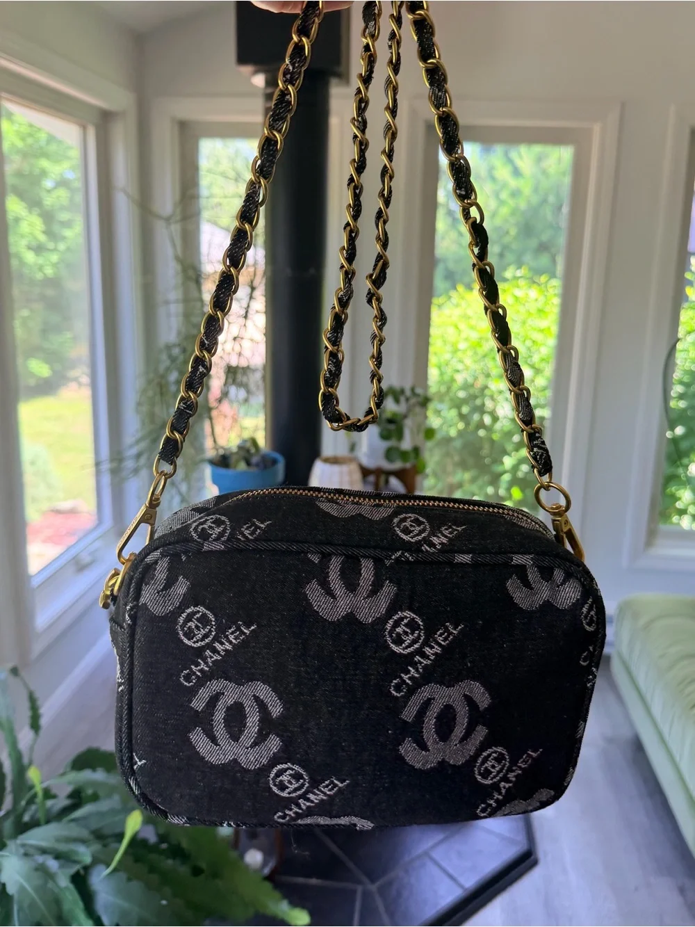 Chanel MAKEUP Dark Denim CC Branded Hand Bag w Gold Hardware/CC Branded DustBag